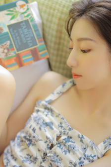 放荡人妇系列晓莹